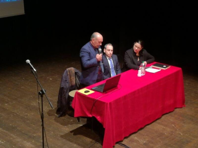Il 21 marzo, Porto San Giorgio, in provincia di Fermo, ricorda le vittime innocenti dela mafia in un incontro con Giuseppe Costanza, autista del giudice Falcone.