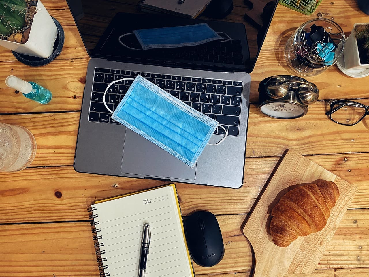 Gli oltre due anni di pandemia da Covid19 hanno avuto tra le conseguenze più rilevanti nel mondo del lavoro l’introduzione in pianta stabile dello smart working.